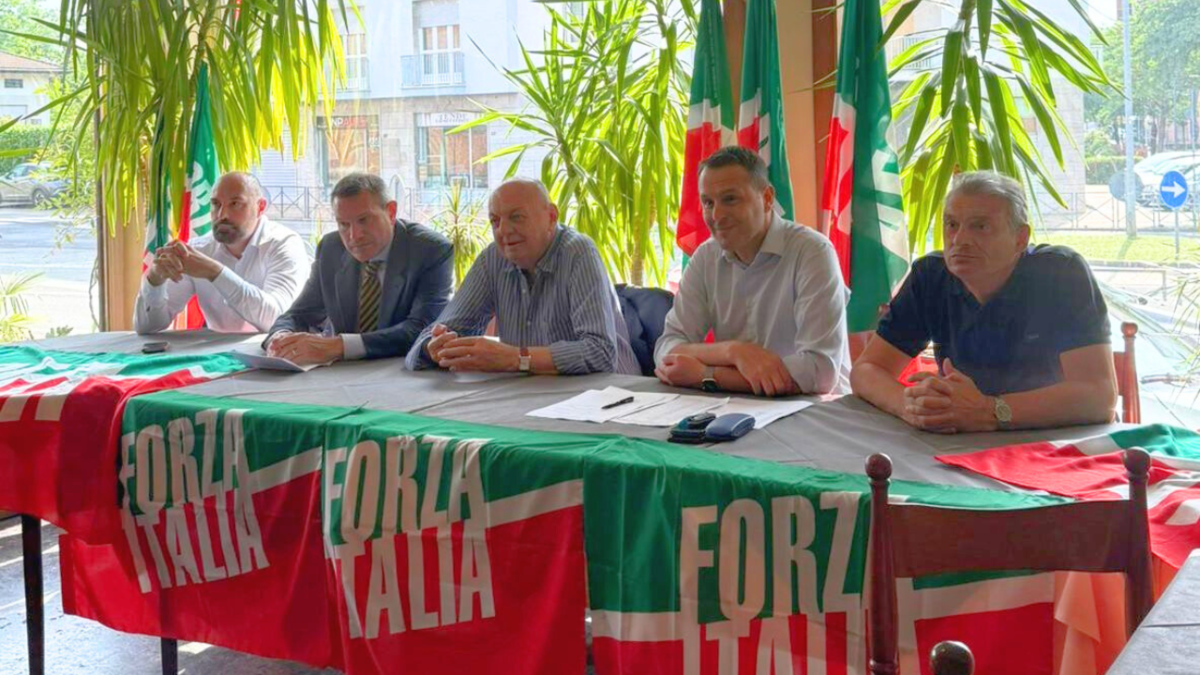 Cossato: il Ministro Pichetto Fratin al Congresso di Forza Italia, eletto Morris Lazzarin segretario cittadino