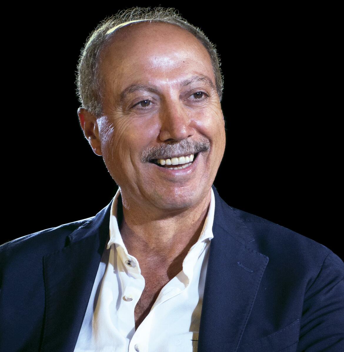 Premio “Biella letteratura e industria” Carmine Abate vince la XXIV edizione per  “Un paese felice”