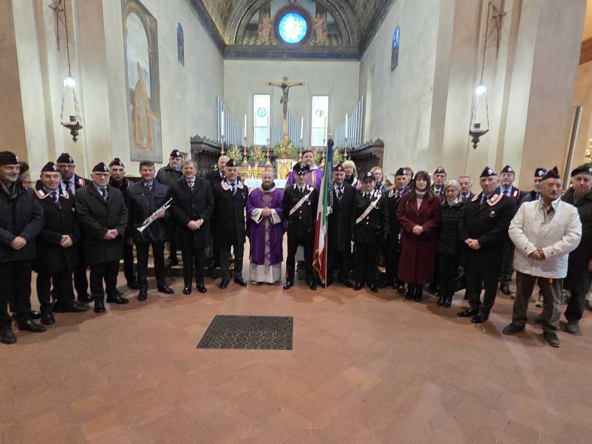 Tradizione e solidarietà: l'Associazione Nazionale Carabinieri di Biella celebra l'anno sociale