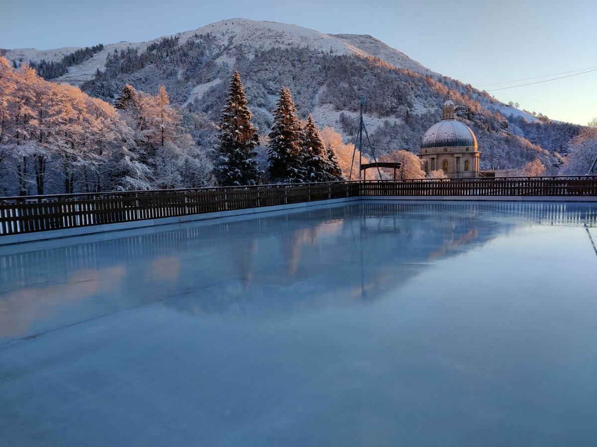Capodanno sul ghiaccio: a Oropa una notte tra pattini, stelle e brindisi