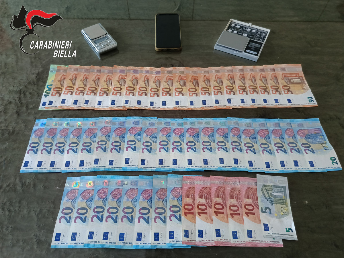 Spaccio di droga nei boschi di Oropa, blitz dei Carabinieri