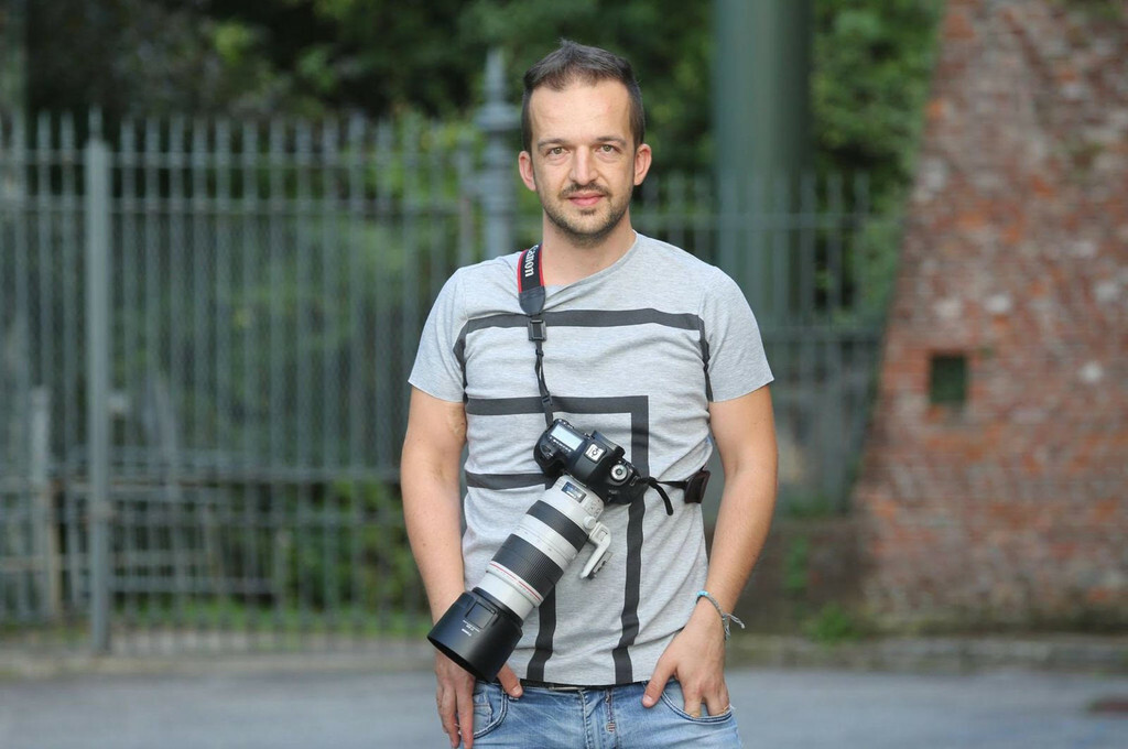 Le visioni, gli studi e i fallimenti del fotografo del cielo e delle galassie: l'incontro con il biellese Valerio Minato