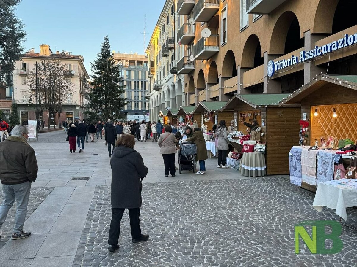 Biella, in piazza Vittorio Veneto 10 casette gratuite alla Pro Loco Biella Valle Oropa