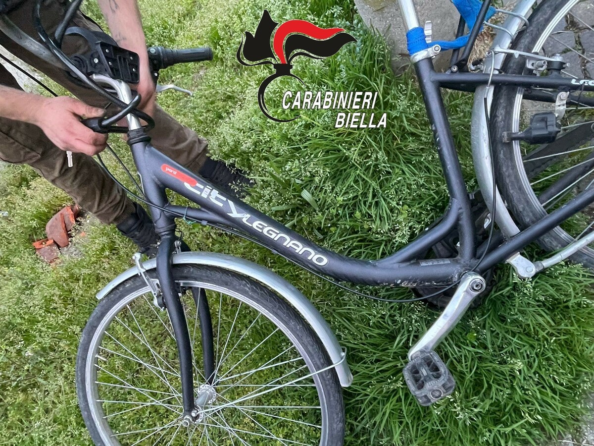 Carabinieri, rinvenute alcune biciclette: di chi sono?