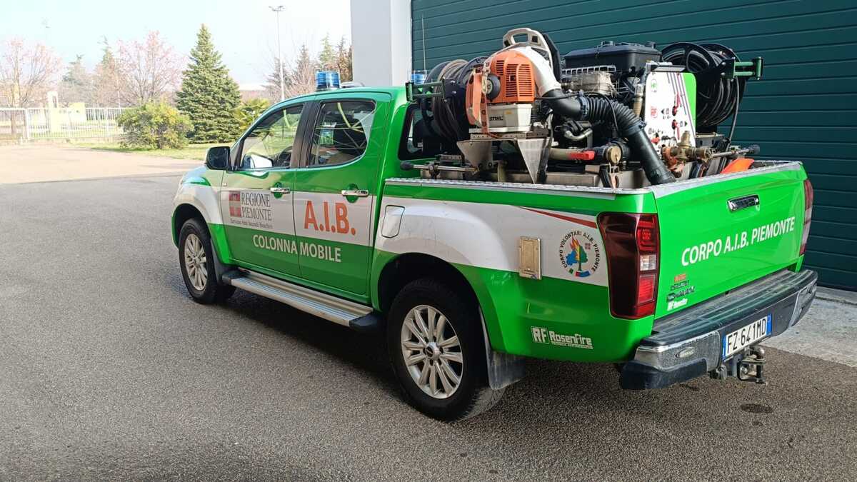 Ronco, i volontari AIB incontrano gli alunni delle quinte elementari FOTO