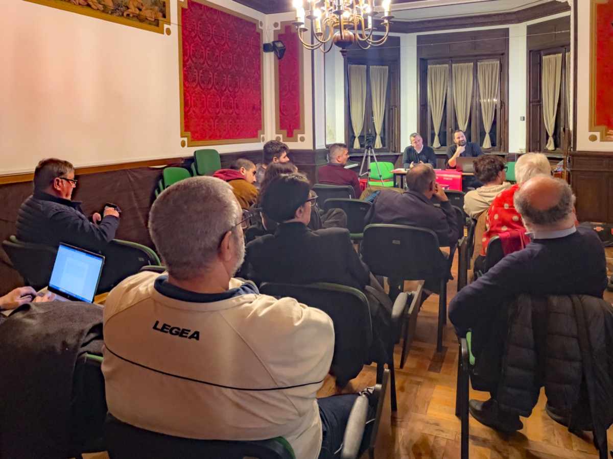 Quanto costa alle famiglie garantire ai figli il diritto allo studio? Incontro pubblico a Cossato