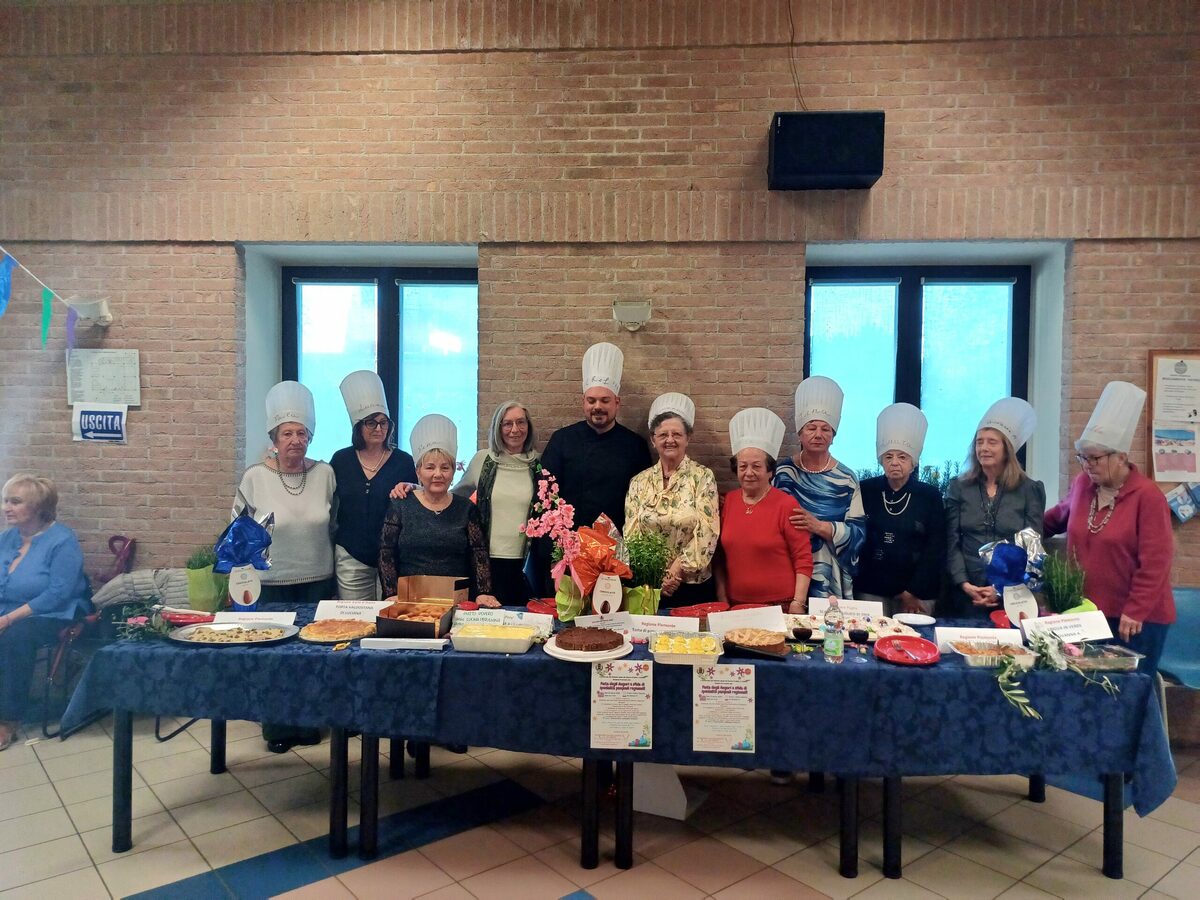 Biella, una festa di auguri all’insegna della convivialità e dell’incontro tra generazioni