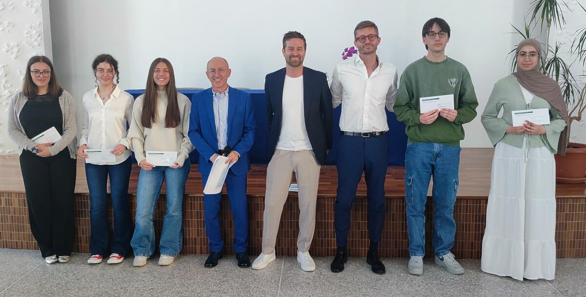 Biella, al Liceo Avogadro le Borse di Studio: premiati gli studenti FOTO