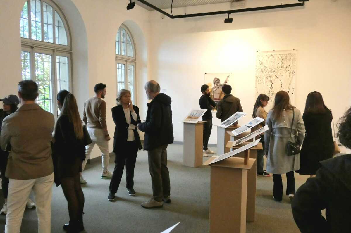 A Biella la mostra  "MESSINSCENA" di Roberto Gianinetti e Chiara Mazzeri FOTO