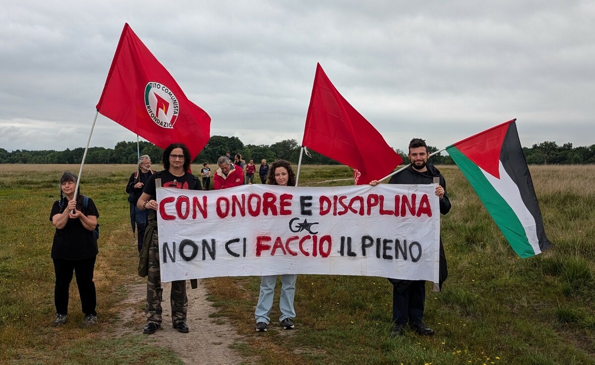 80° anniversario della Repubblica, camminata antimilitarista in Baraggia FOTO