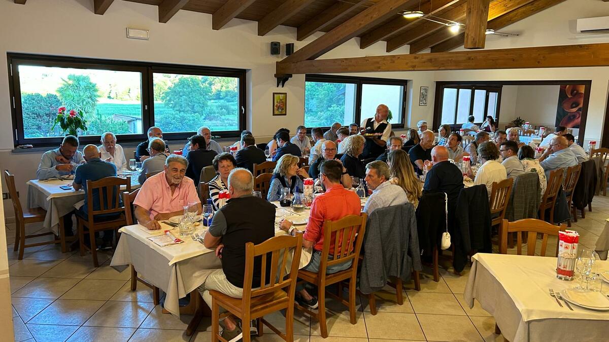 Cena condivisa per oltre 45 sindaci a Zimone