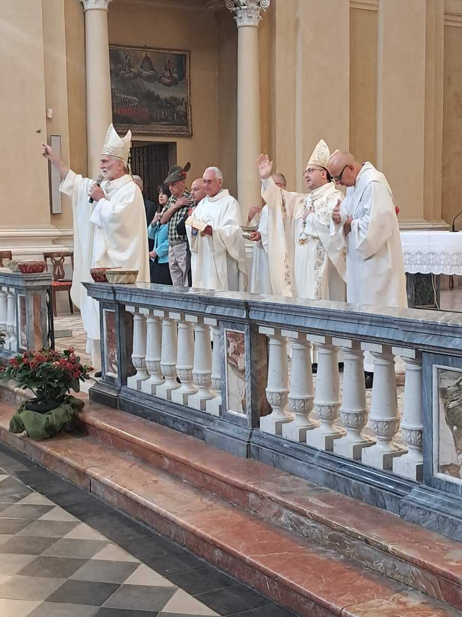 Giornata di celebrazioni e preghiera al Santuario di Graglia FOTO