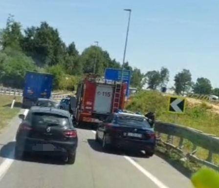 Non c’è pace in Superstrada, incidente all’uscita di Masserano: lunghe code