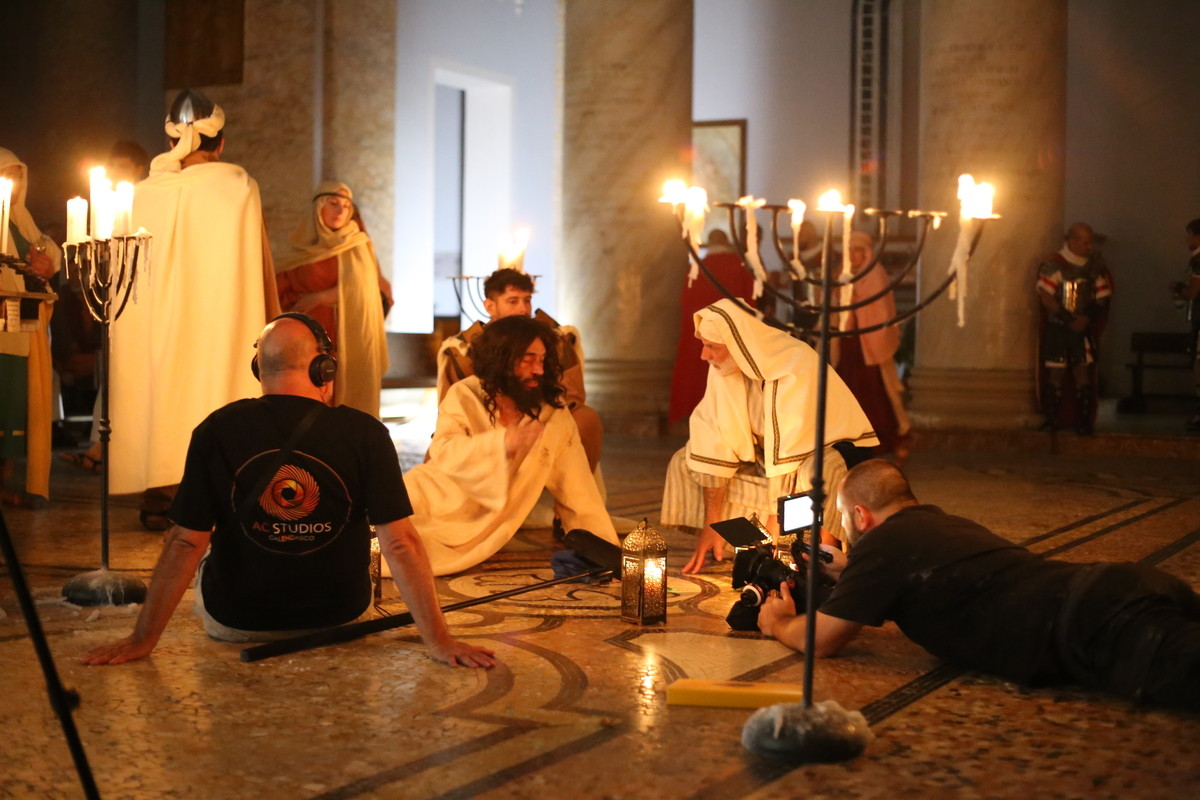 I costumi della “Passione di Sordevolo” in Valsesia per le riprese di “Giovanni 19:26”