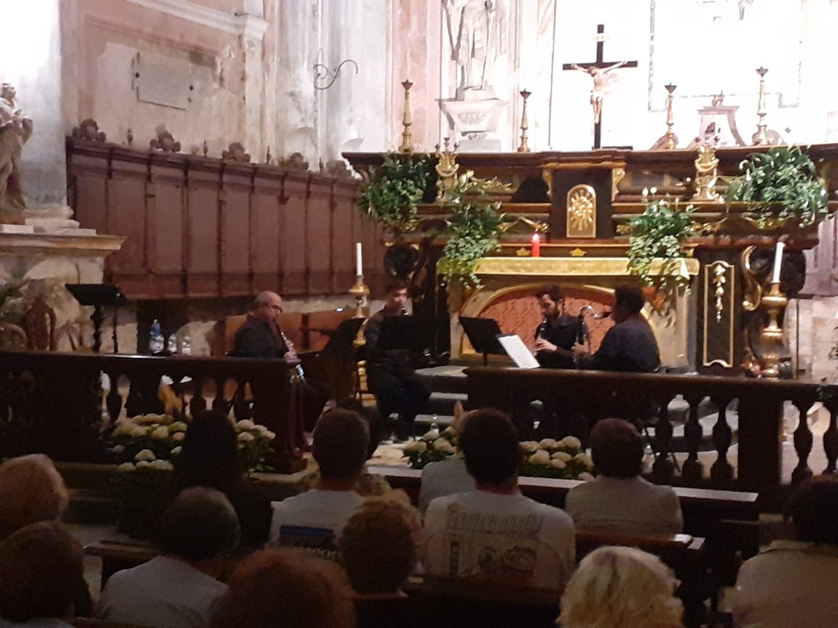Biella, per "R...Estate a San Nicola" il concerto del Quartetto di Clarinetti della Chromatic Chamber Orchestra FOTO