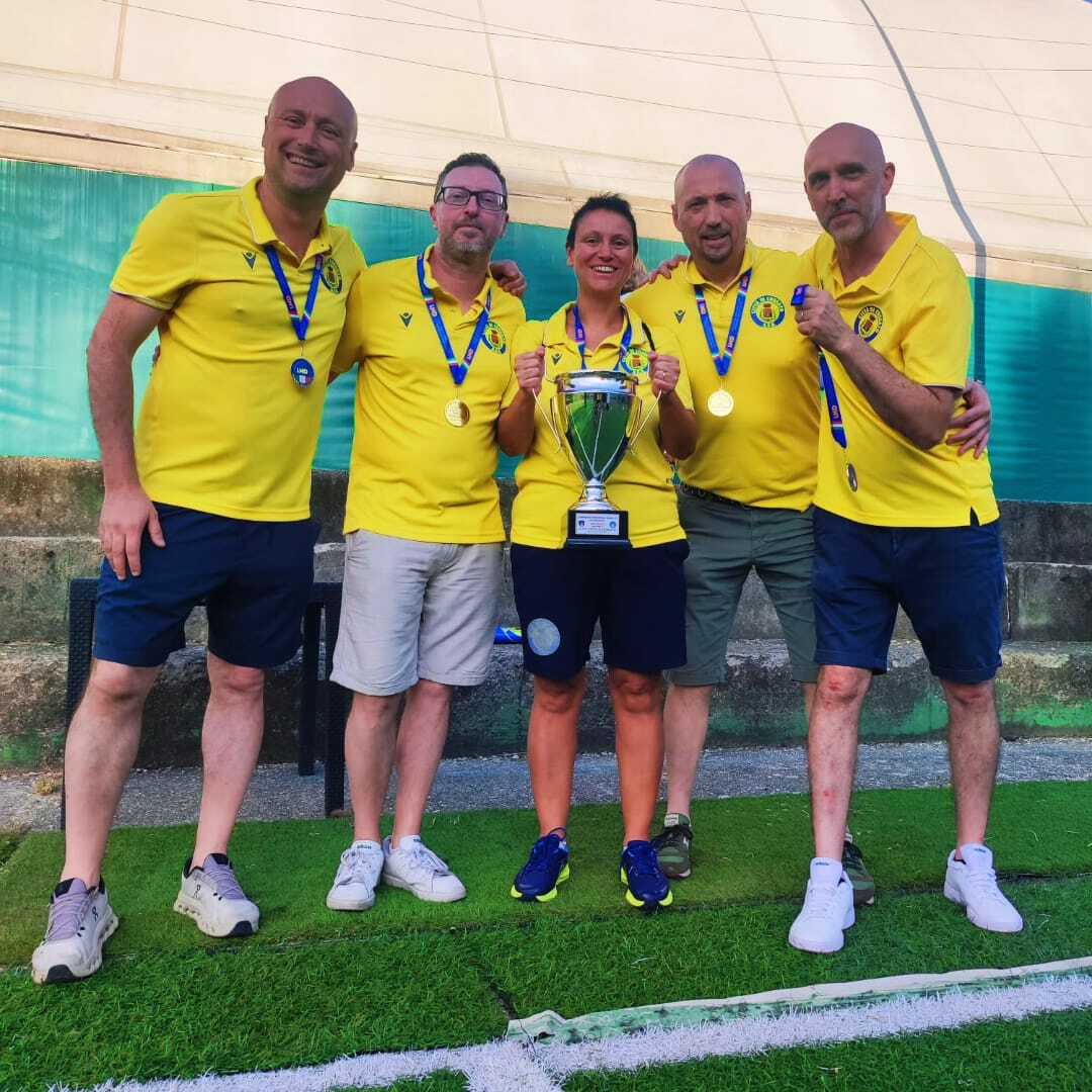 Città di Cossato, l’Under 17 festeggia il titolo provinciale: una stagione calcistica da incorniciare FOTO