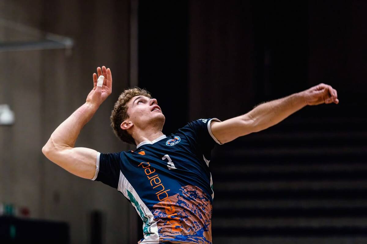 La Scuola Pallavolo Biellese riabbraccia l’opposto Andrea Scardellato