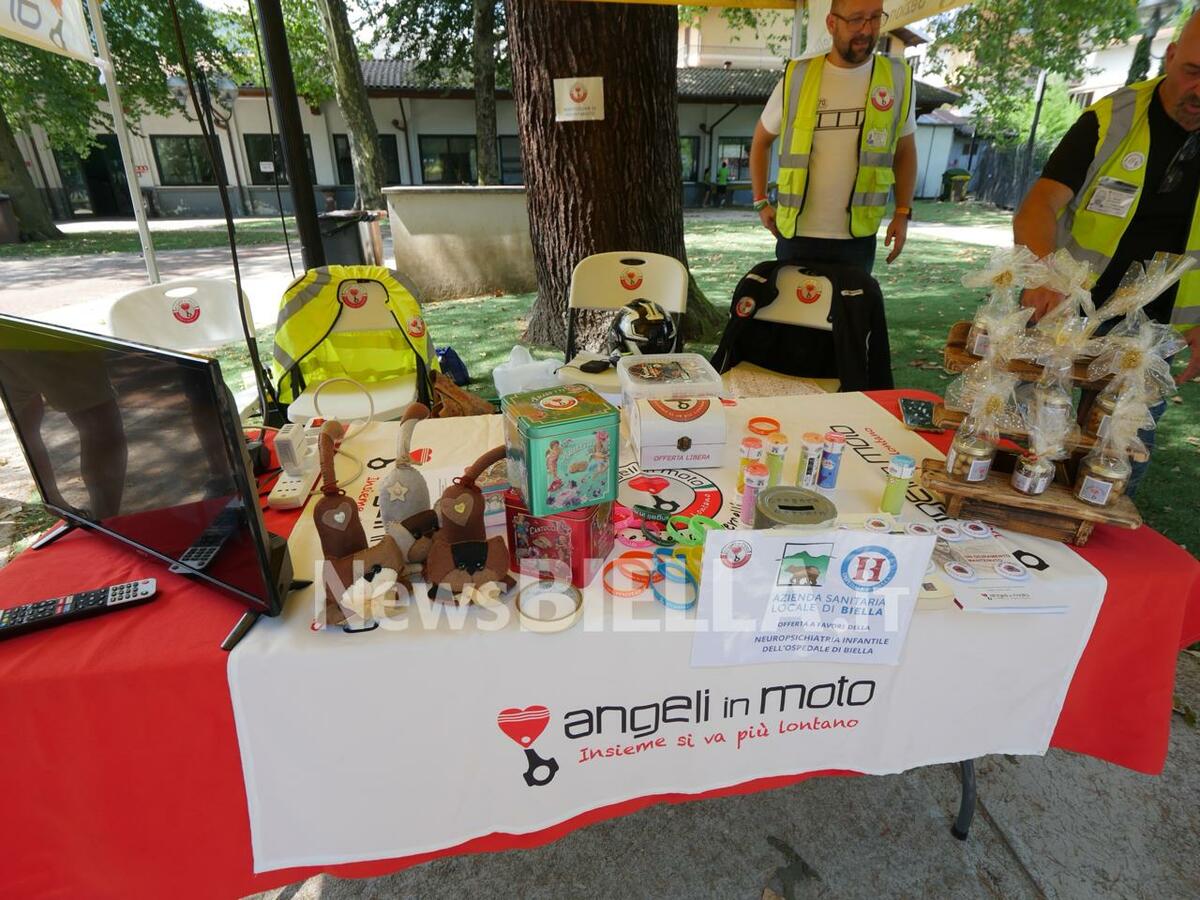 Solidarietà, motori e impegno sociale: Rombo di Motori è protagonista a Andorno Micca FOTO