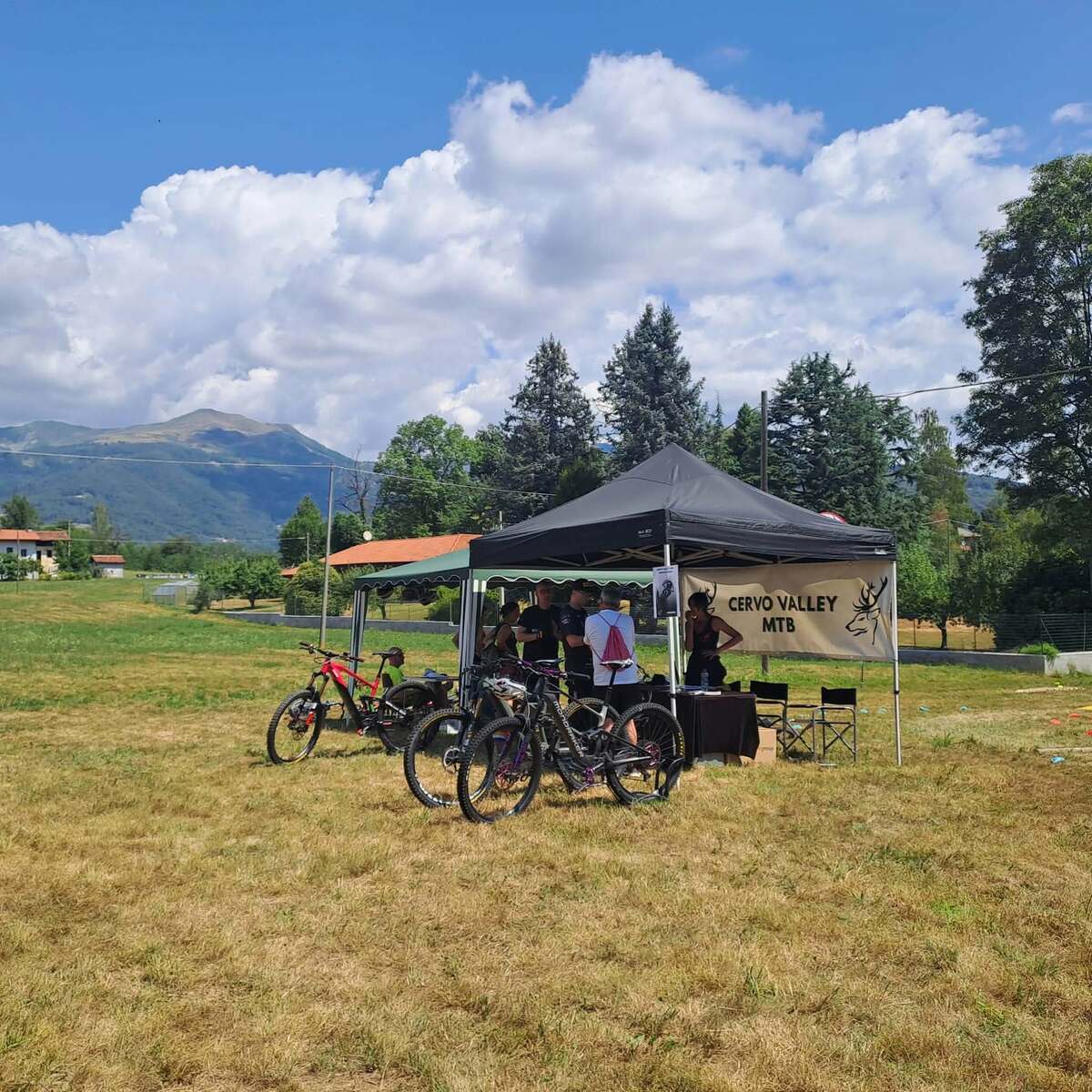 Dalla Città ai Pascoli, in molti al percorso in bici tra Pralungo e Tollegno