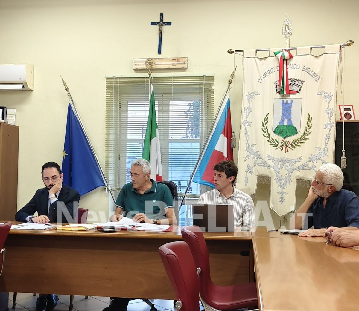 Ronco Biellese, il congedo del sindaco Celestino Lanza: “Mi assumo le mie responsabilità ma sempre agito per il bene del paese” FOTO