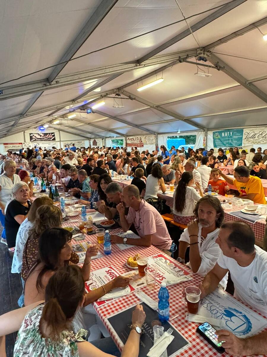Festa della Birra, grande partecipazione nel primo weekend: ora a Netro si guarda al gran finale FOTO