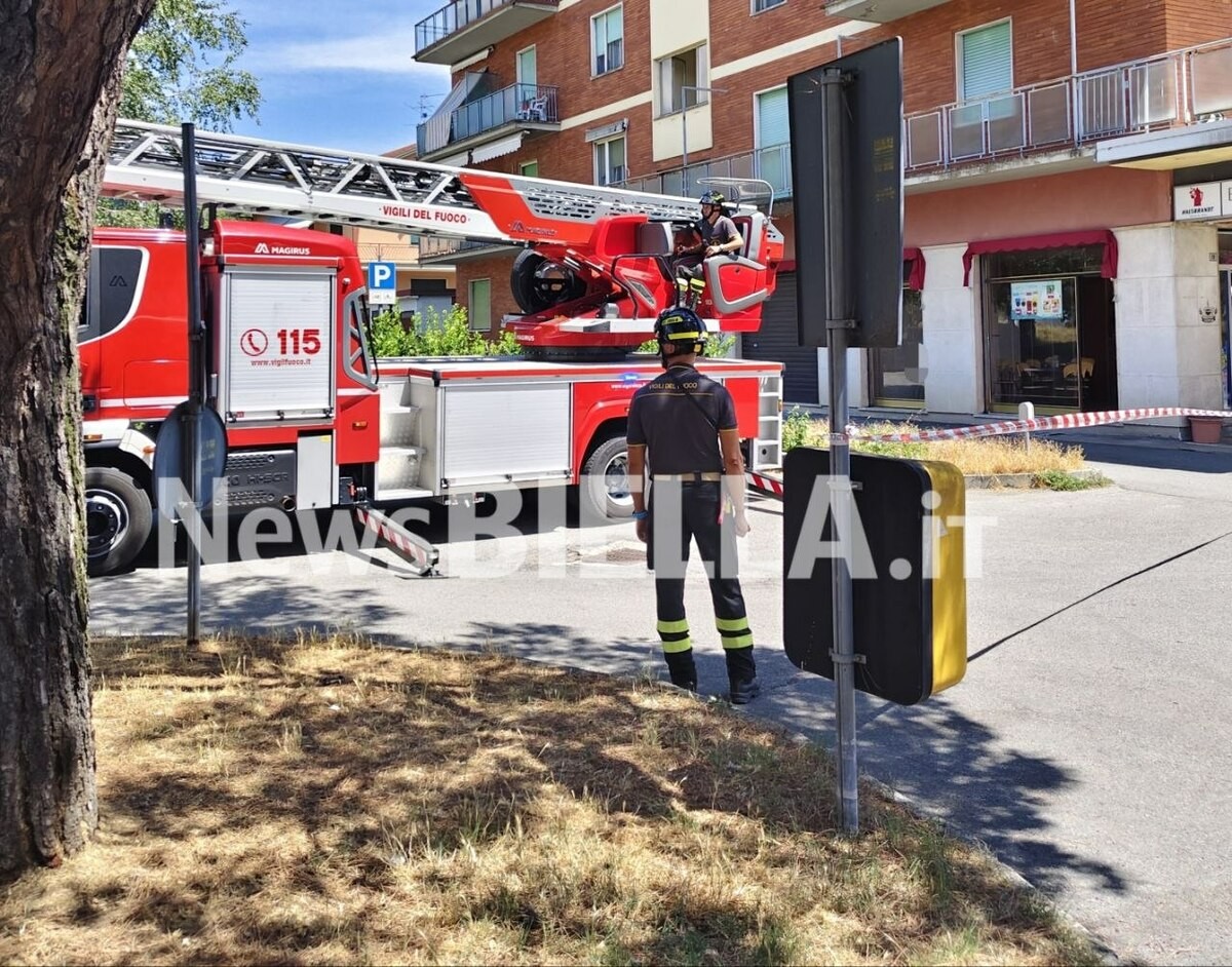 Trovato un uomo senza vita in casa, tragedia a Vigliano Biellese: era morto da 10 giorni