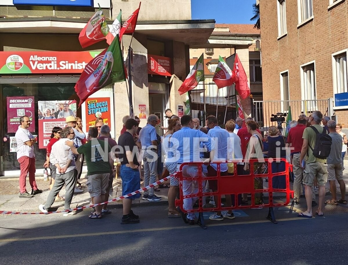 Fratoianni inaugura a Biella la nuova sede di Sinistra Italiana: “Ci candidiamo a governare questo paese” FOTO