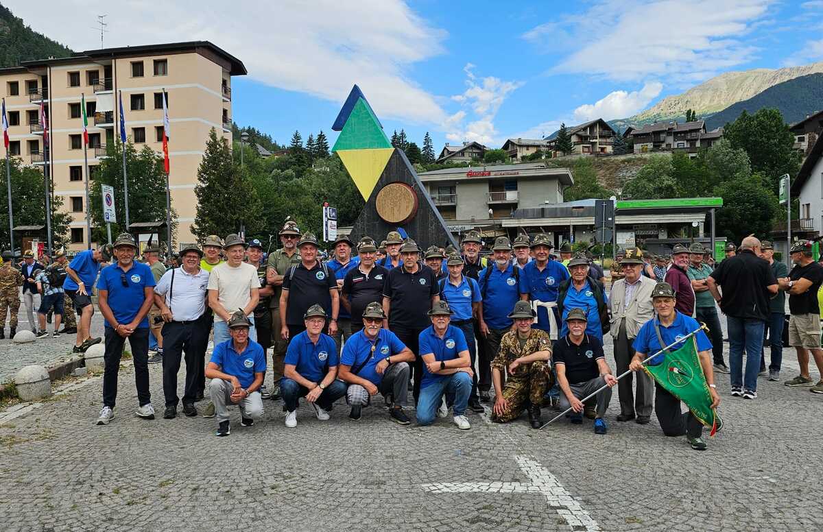 Molti biellesi a Oulx per il Raduno dei Lupi della 34ª Compagnia Alpini