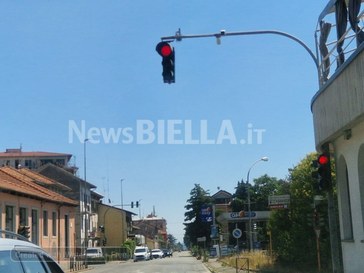Biella, riaperto il ponte della tangenziale: torna in funzione il semaforo di via Milano