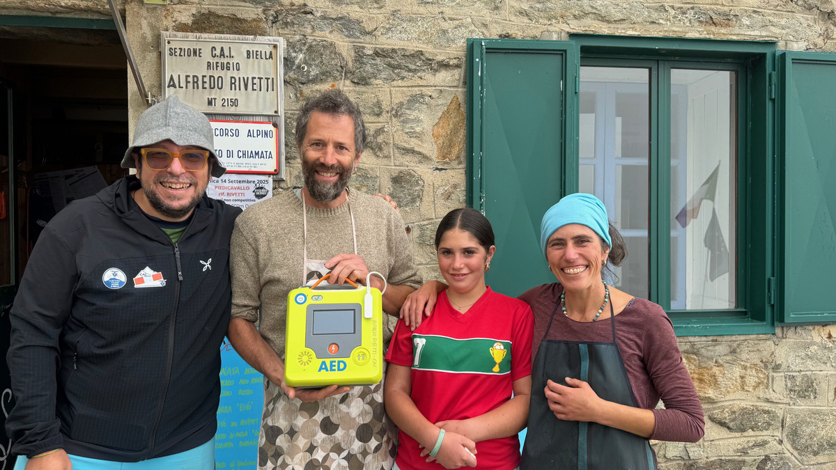 Defibrillatori in quota comunicano con l'ospedale: nel Biellese la prima rete alpina d'Europa FOTO