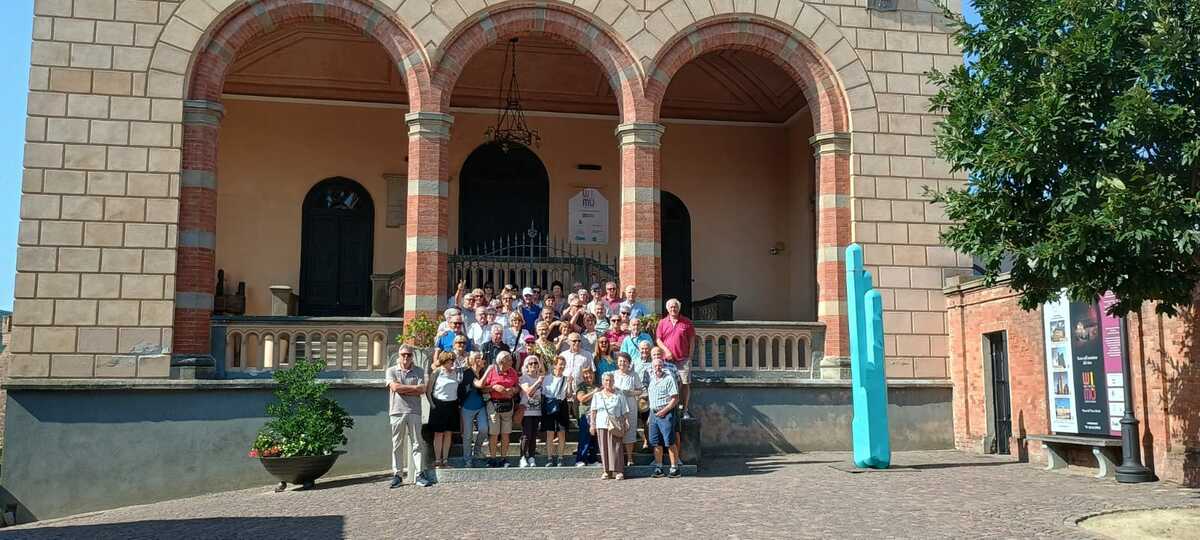 Cerrione, proseguono le gite estive: tappa a Barolo FOTO