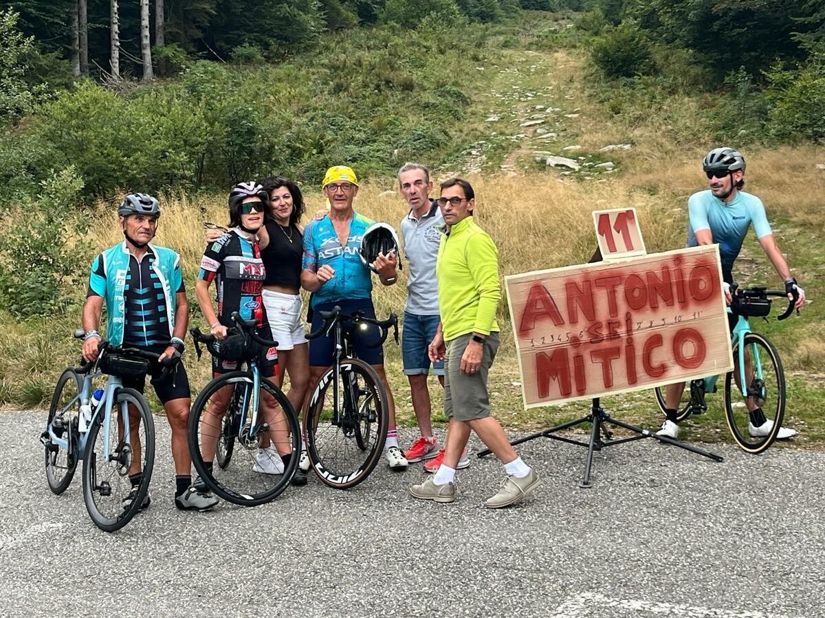 Everesting Biella via Ivrea-Oropa in bici, Antonio Urso sale 11 volte in 20 ore: “L'uomo sfida se stesso" FOTO e VIDEO