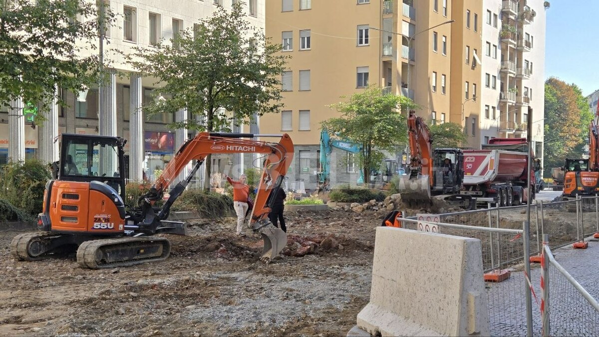 Cantiere di via Pietro Micca, 38 posti auto con sosta massima di 30 minuti FOTO