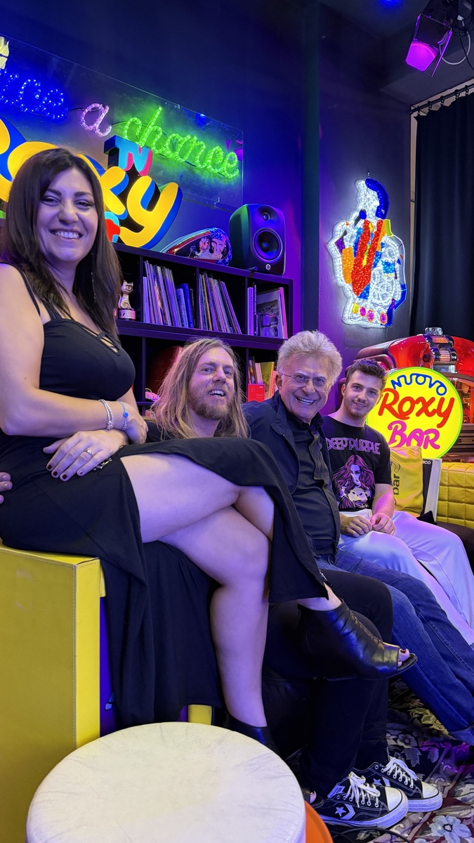 Da Biella al Nuovo Roxy Bar di Red Ronnie, arrivano i Seraphic Eyes in TV