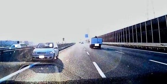 Auto in contromano sull'autostrada A4: paura all'altezza di Rondissone