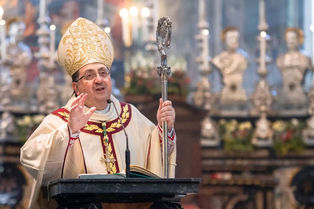 Biella, il vescovo Farinella consacra il cuore di Gesù: “Un gesto di affidamento per tutta la diocesi”