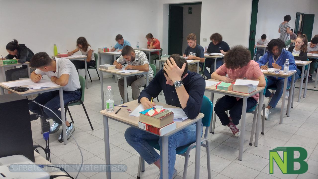 Maturità, al via la prima prova, Chiorino: "Il futuro siete voi ragazzi