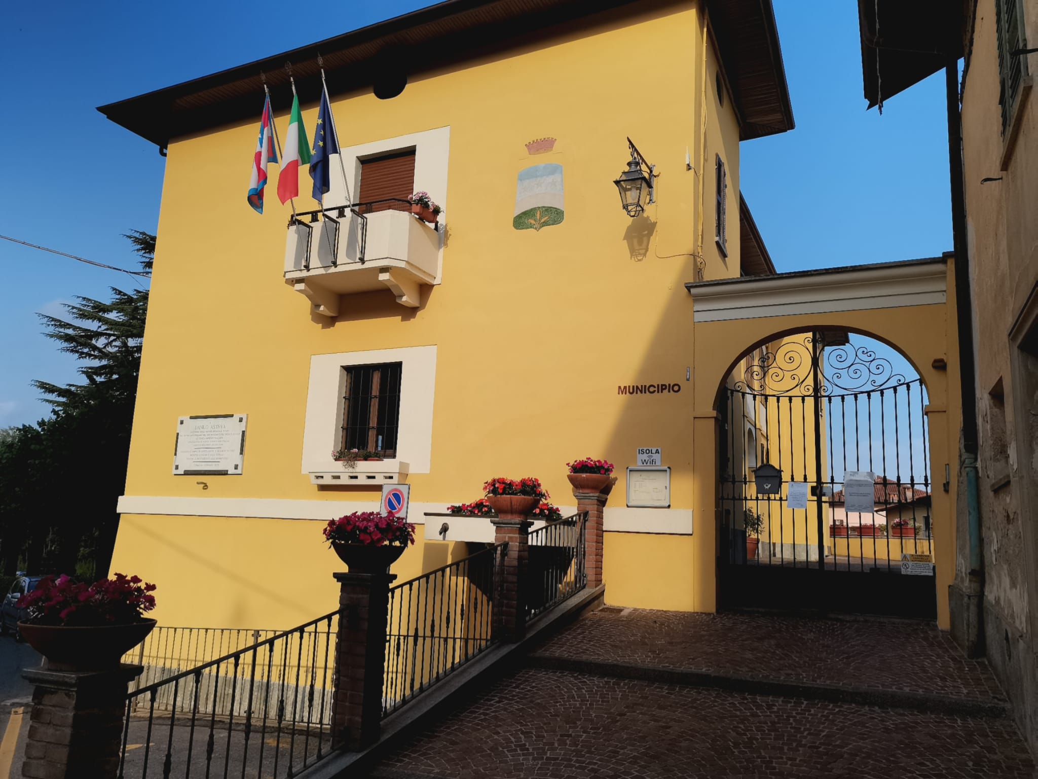 Fiori e motori protagonisti a Graglia