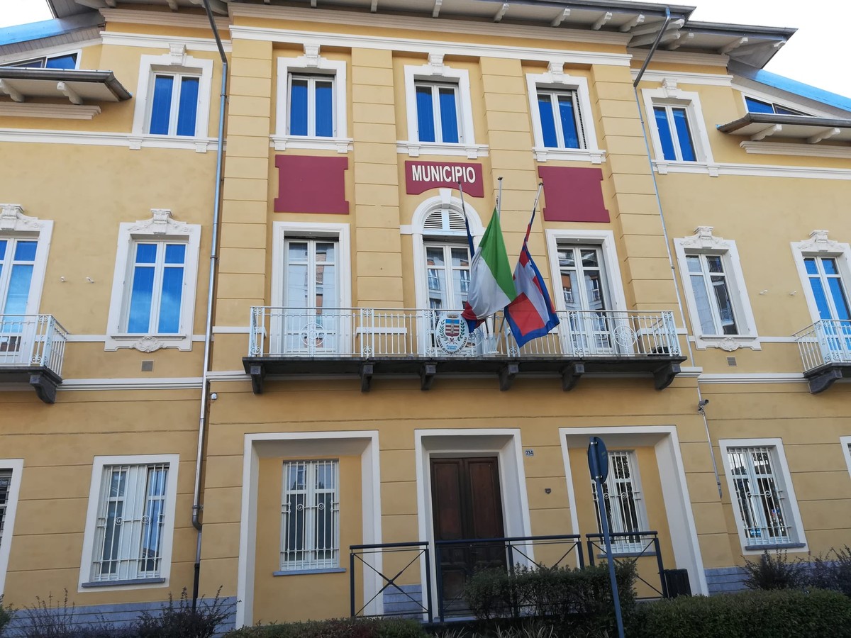 Vigliano, chiusura estiva dello sportello SEAB al Municipio