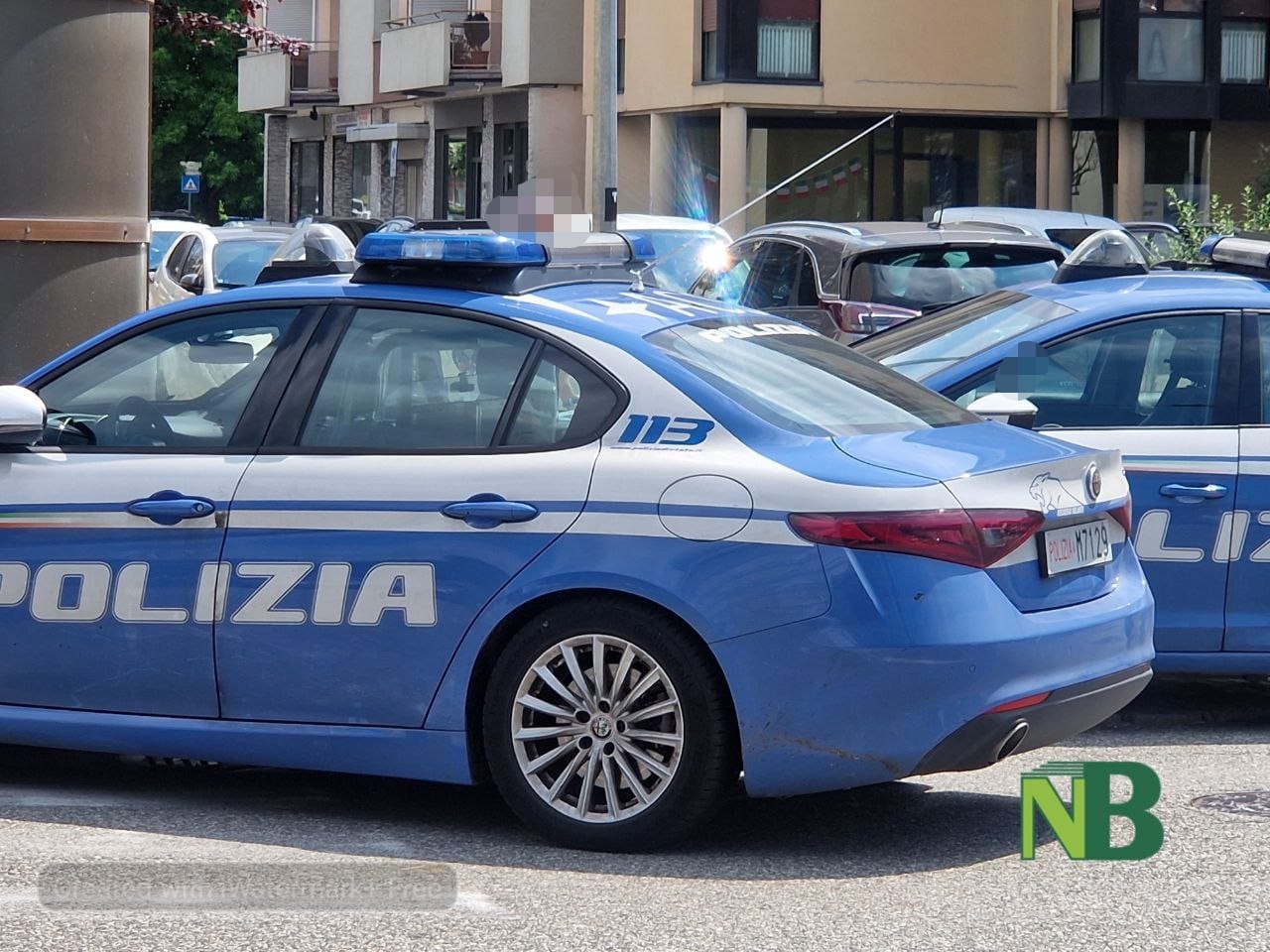 Sirene a Biella, Carabinieri e Polizia arrivano in via Tripoli FOTO