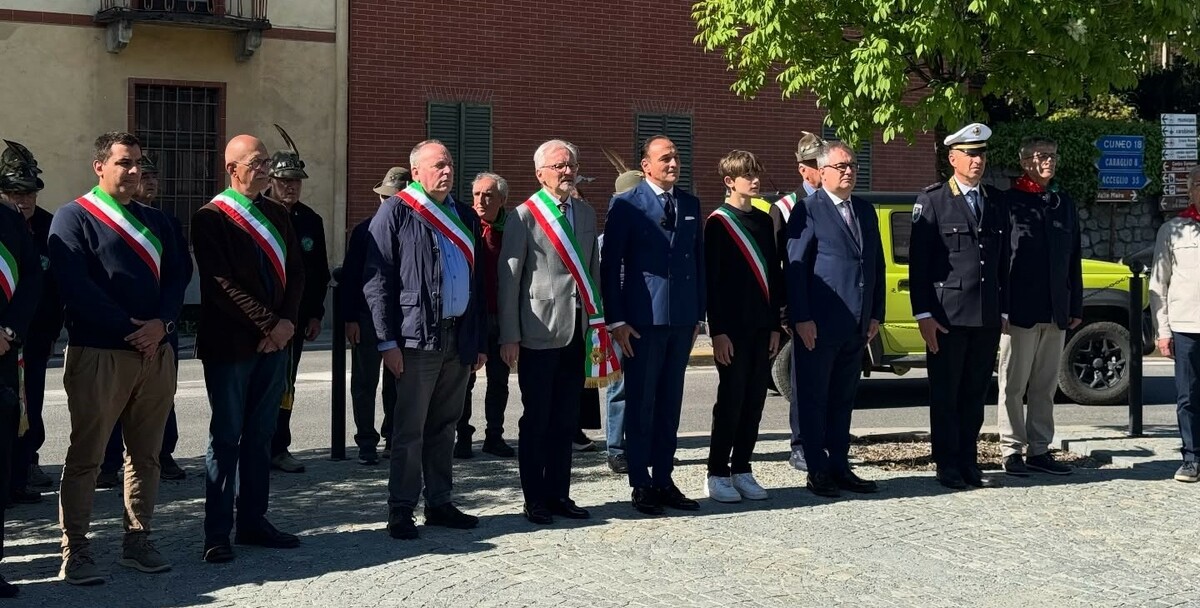 Cirio a Dronero per il 25 Aprile: "La festa della Liberazione è la festa della Libertà". Poi lancia un appello ai ragazzi