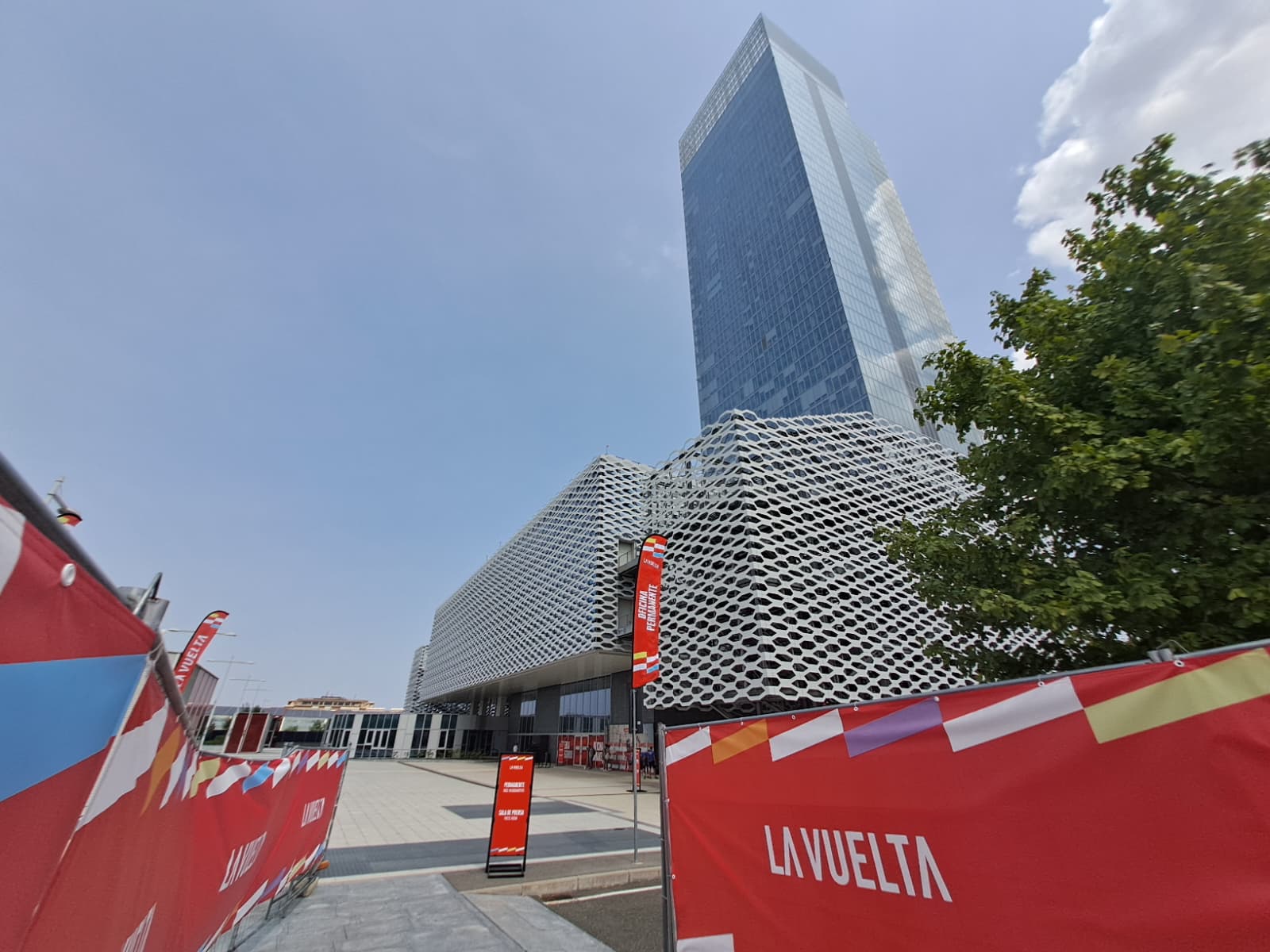 Vuelta 2025: al Grattacielo Piemonte il centro operativo della partenza italiana