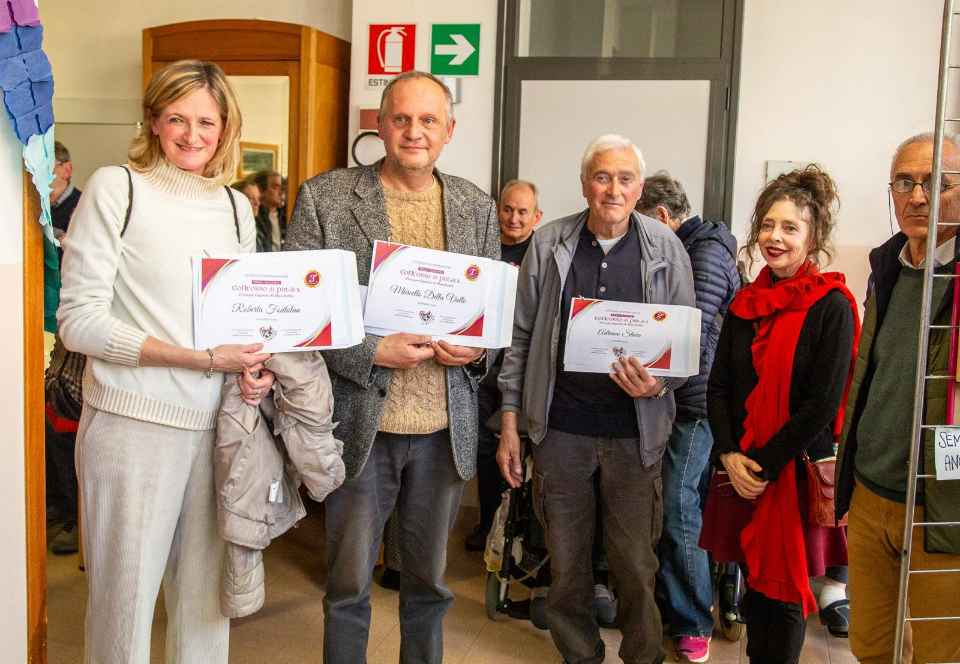 Concorso di Pittura: il Presepe Gigante di Marchetto diventa simbolo di pace e speranza FOTO