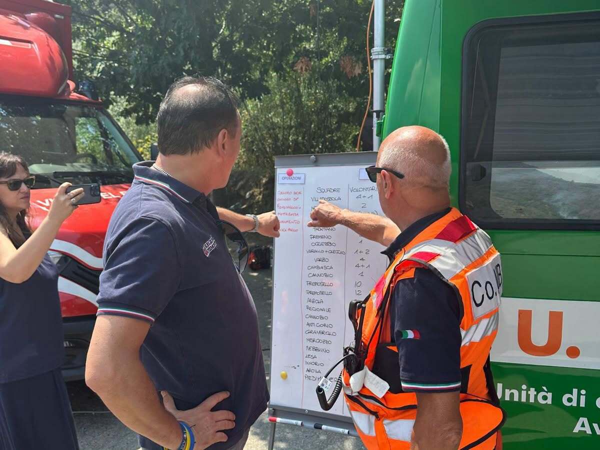 Incendi in Piemonte, da oltre dieci giorni il Corpo AIB è in prima linea FOTO
