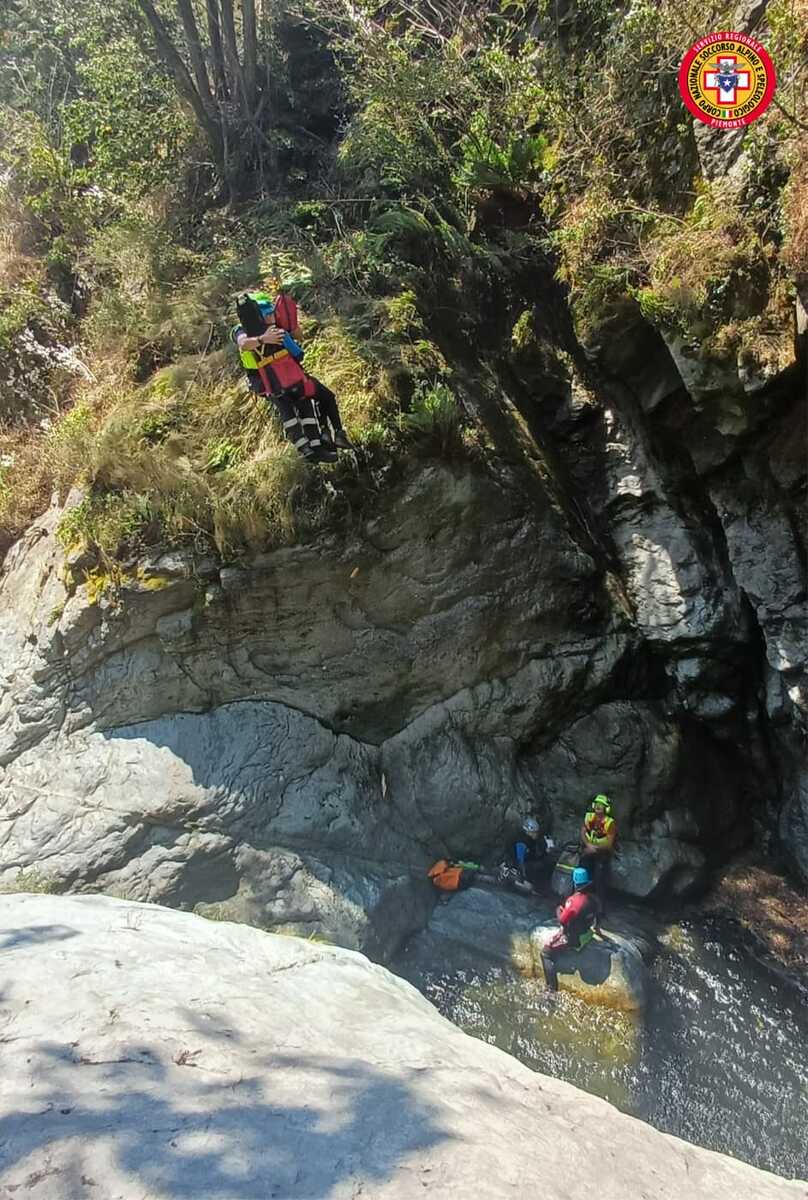 Dal Nord-ovest, canyonista ferito a Caprie (TO): recuperato con l'elisoccorso