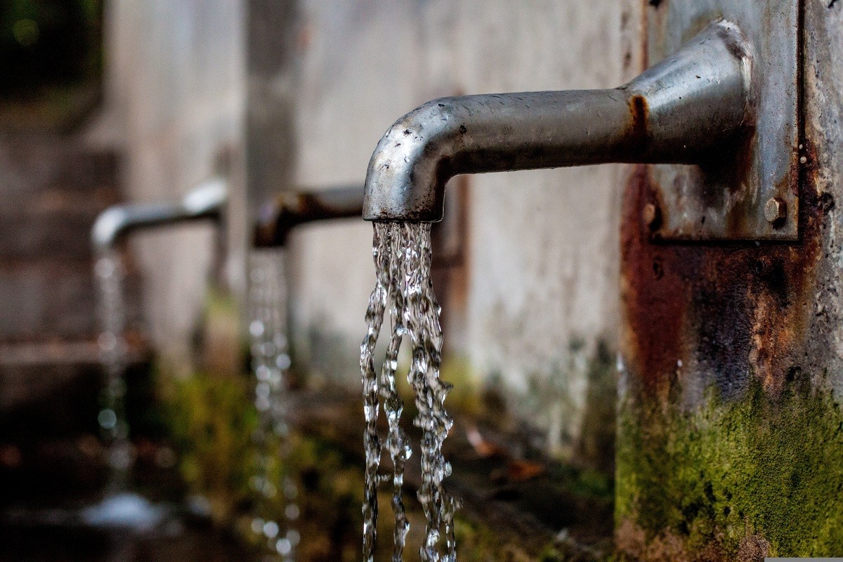 Niente piogge da mesi, il comune di Valdilana lancia l’allarme: “C’è carenza d’acqua, niente sprechi”