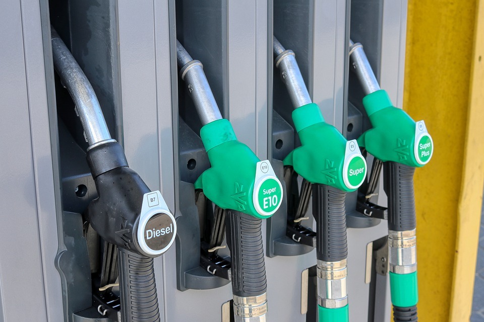 Caro carburanti, taglio delle accise sul gasolio prorogato al 25 agosto