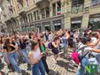 Biella, la parata studentesca inaugura la GDA: studenti in festa per l'arrivo dell'estate