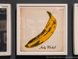 Andy Warhol a Biella: la mostra Pop Art &amp; Textiles tra opere iconiche e tessuti inediti