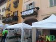 Al Mercatino degli Archi regali, artigianato e solidarietà a Biella FOTO Nicola Rasolo per newsbiella.it